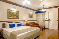 Citrus Chambers Mahabaleshwar Hotels near Dhobi Waterfall