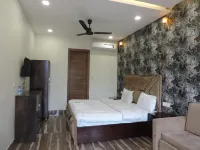 Tirupati Suites a Luxury Stay