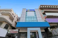 FabExpress Sandberry - Prashant Vihar Hotels near Central Park
