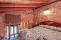 Silver Gem Villa with Private Pool - Homestays