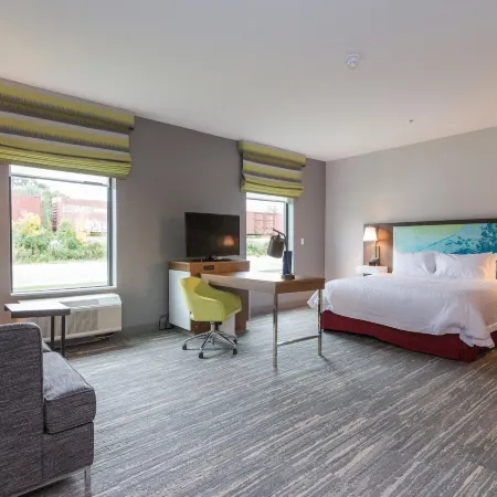 Hampton Inn & Suites Detroit/Allen Park