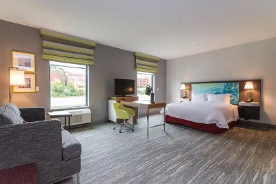 Hampton Inn & Suites Detroit/Allen Park