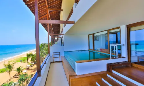 Pandanus Beach Resort & Spa