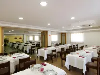 Hotel Coracao de Fatima - breakfast