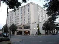 Radisson Hotel Bismarck Hotels in Bismarck