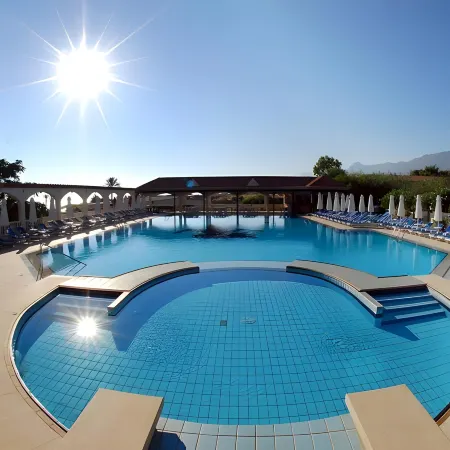 Denizkizi Hotel