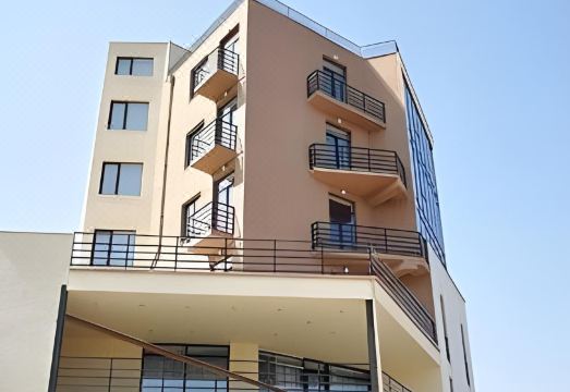 2. 호텔 샤인 팰리..