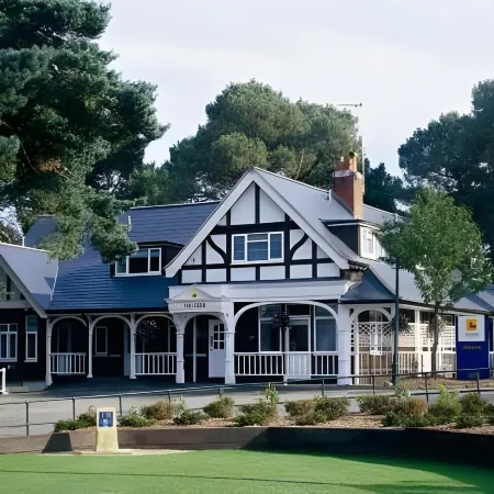 The Lodge at Meyrick Park