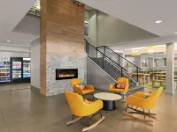 Spark by Hilton Orlando Universal Blvd Hotels in Orange County