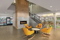 Spark by Hilton Orlando Universal Blvd