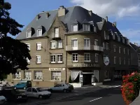 Hôtel de la Poste Hôtels à : Saint-Hilaire-du-Harcouët