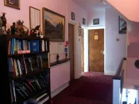 Home and Away Guesthouse Hotels in Rudston
