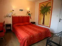 Le Sarac Hôtel Hotels in Péret