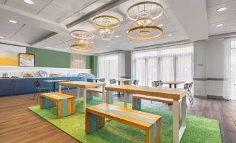 Wingate by Wyndham Charlotte Airport South/ I-77  Tyvola