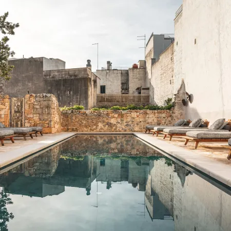 Paragon 700 Boutique Hotel & Spa