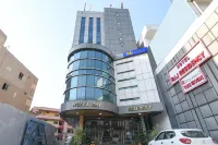 Fabhotel Raj Residency II Hotels in Ranchi