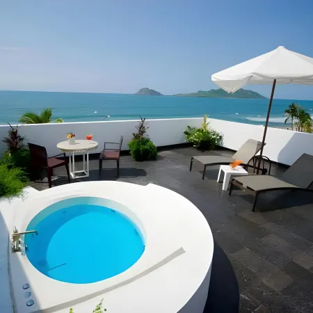 Coral Island Beach View Hotel