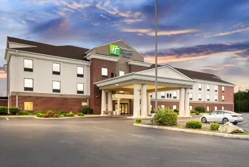 Holiday Inn Express & Suites VAN WERT by IHG - Семейные