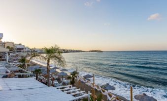 Kahlua Sea View Suites