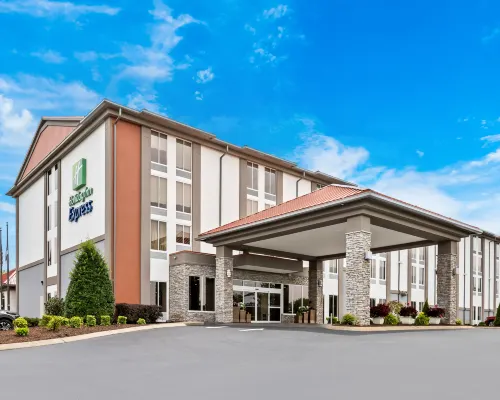 Holiday Inn Express Nashville-Hendersonville, an IHG Hotel Hotels in Sumner County