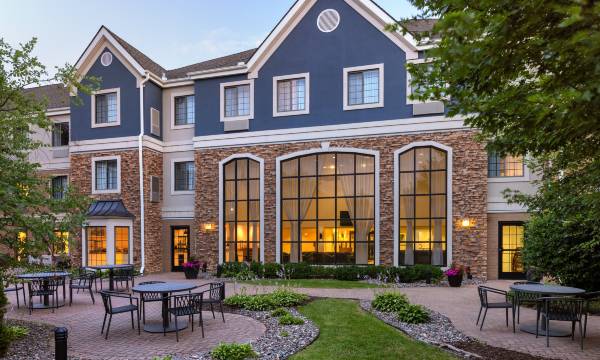 Staybridge Suites Mpls-Maple Grove/Arbor Lakes by IHG