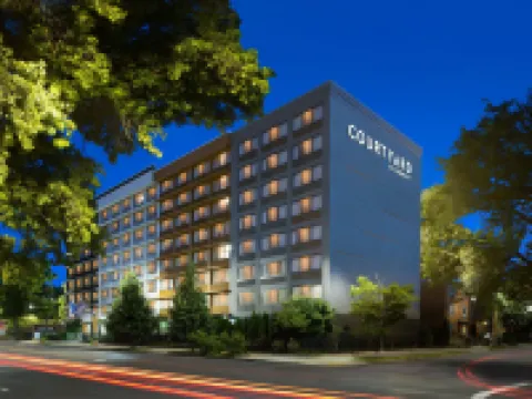 Courtyard New Haven at Yale Hotels in New Haven