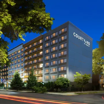 Courtyard New Haven at Yale Отели в г. Нью-Хейвен