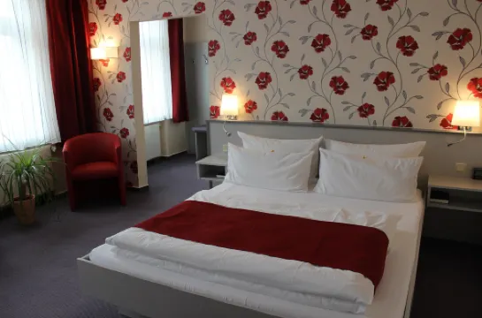 อพาร์ทโฮเทล 1A