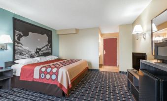 Super 8 by Wyndham Henderson North East Denver