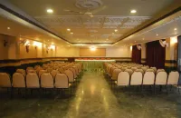 Hotel Diplomat Residency