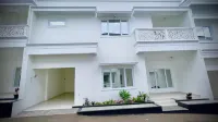 RRR Luxury Villas Hotels in Cisarua Subdistrict