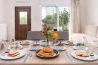 Barbaras Apartments