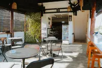 Mama Komodo Hotels in Batu Cermin