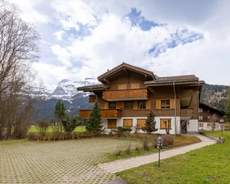 Chalet Lerchweid Lenk Hotels in Lenk