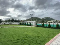 Fulgulab Lawns and Home Stay Hotels near Siddhi Vinayak Temple