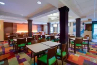 Fairfield Inn & Suites Clermont - breakfast