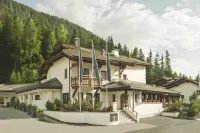 Hotel Waldhuus