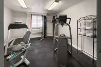 Sylo Hotel Denver Airport, a Ramada by Wyndham - Gym