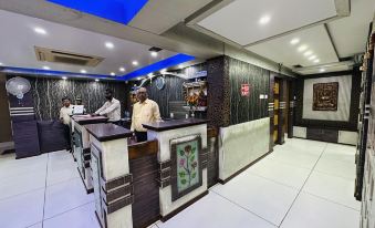 Hotel Vinayak International
