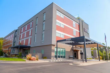 Home2 Suites by Hilton Jackson, MI