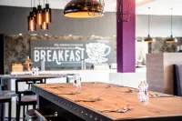 Premier Inn Nuernberg City Nordost - breakfast