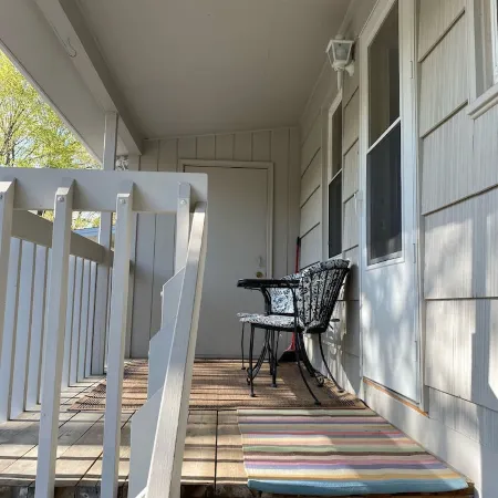 Perfectly Located Bright Water Street Condo