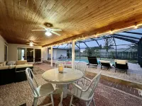 Pool house - heated pool in heart of Melbourne, minutes to beach