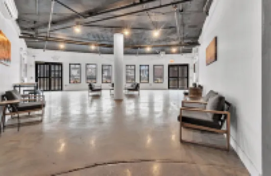 Pink Heaven Cozy Studio Apt. Near NYC/EWR with an Indoor Pool & Free Parking