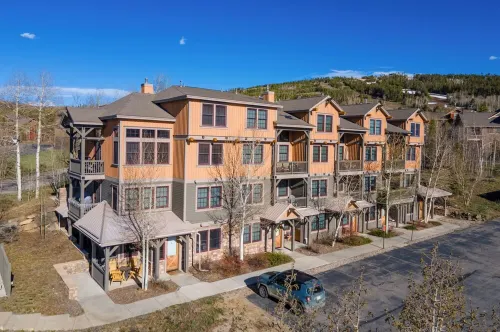 Lucky Horse - Cozy 1 BR/1BA ski in/ski out condo in Granby Ranch