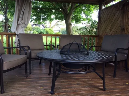 Heron View Riverside Retreat in Peaceful Rural Hamlet near Roman Town, Alcester