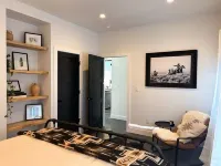 Modern 3 bedroom home on 20 private acres in Paradise Valley Hotels in Pray