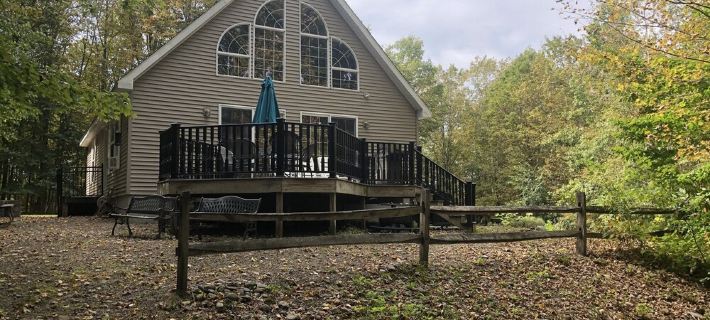 Take me to the Trees! Lakefront on Autumn Lake, 3min to Salmon River Hotels in Oswego County