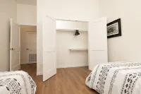 Chic Upscale Modern 3BR New Build Perfect for city & beach getaway Hotels near South Texas College - Pecan Campus