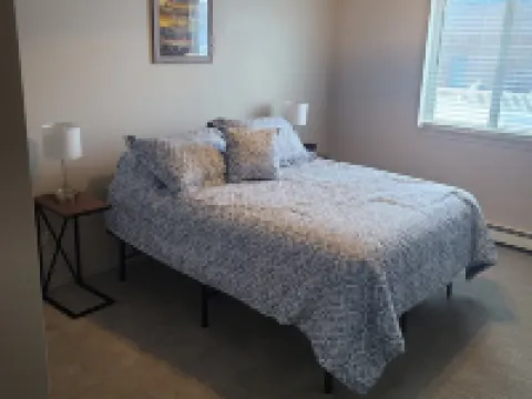 single/multi family 4 bed 2 bath 2 garage Hotels in Belgrade